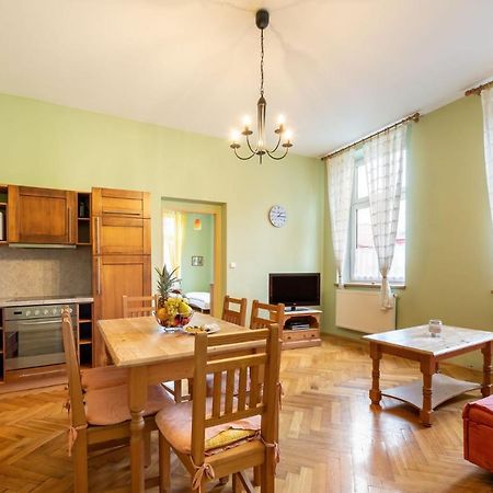 Base Camp Desna Apartment Ngoại thất bức ảnh