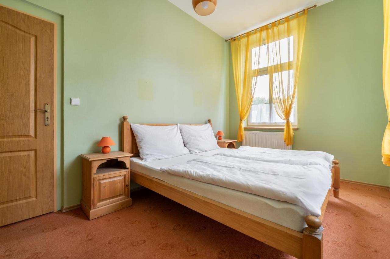 Base Camp Desna Apartment Ngoại thất bức ảnh